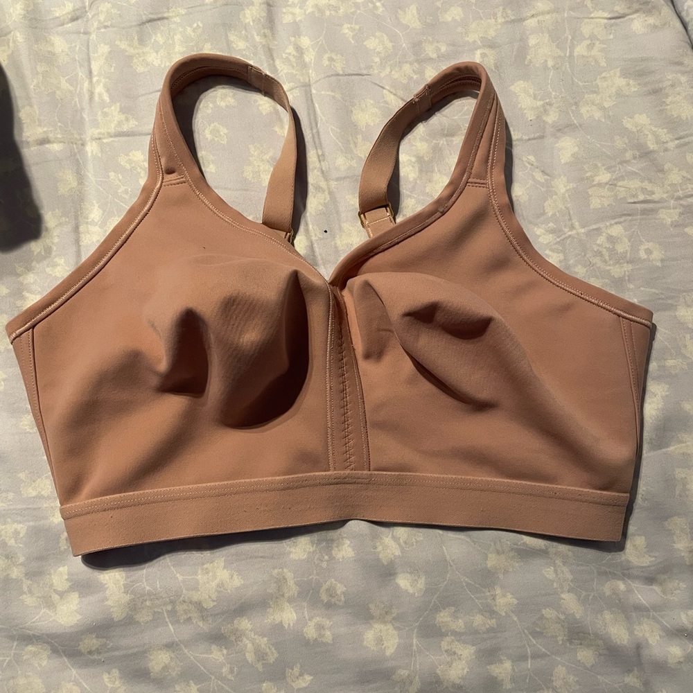 Soma Embraceable Full Coverage Wireless Unlined bra size 38DDD.